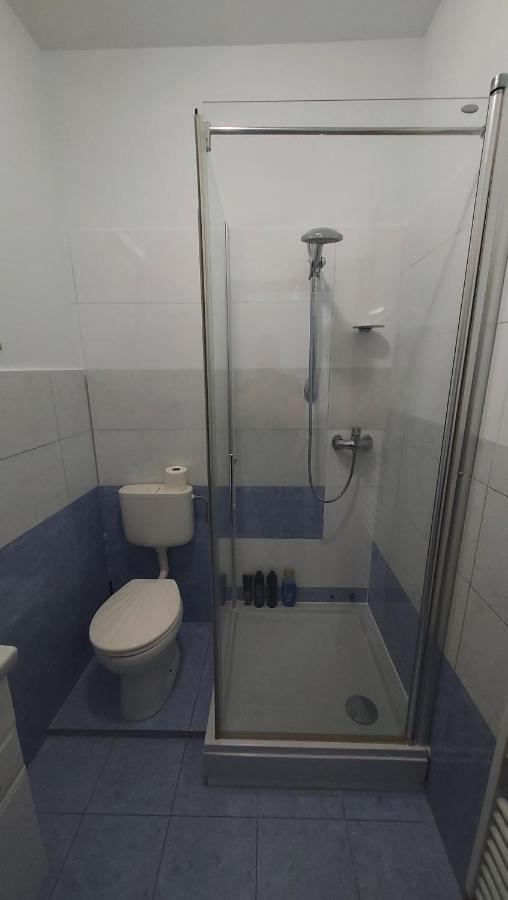 Apartments Cezar Vinkuran Εξωτερικό φωτογραφία