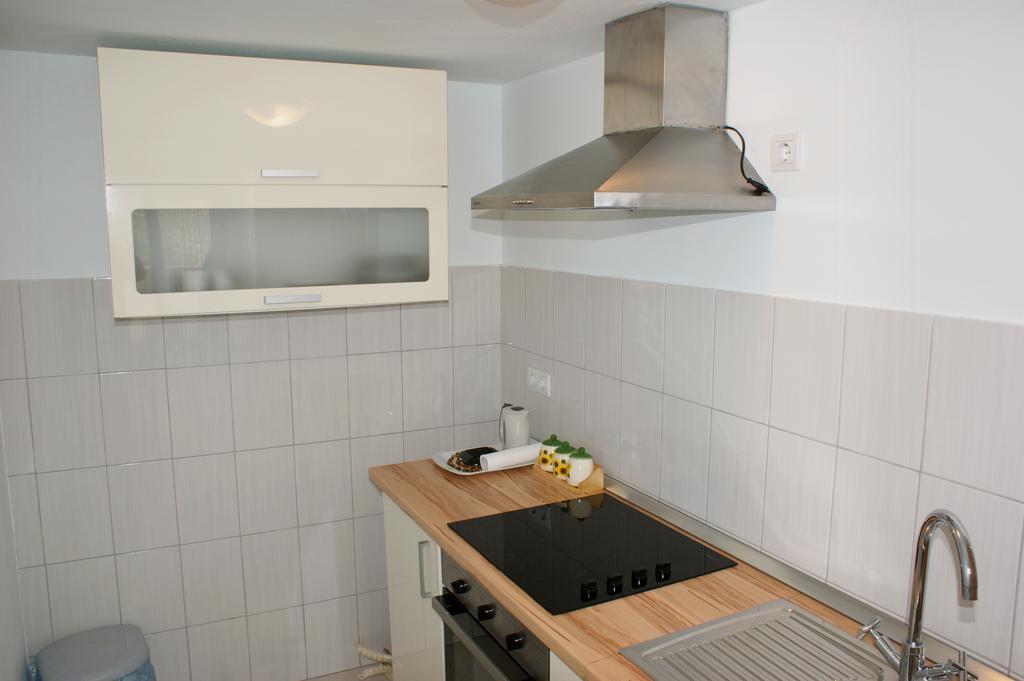 Apartments Cezar Vinkuran Εξωτερικό φωτογραφία