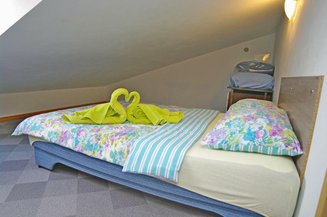 Apartments Cezar Vinkuran Εξωτερικό φωτογραφία