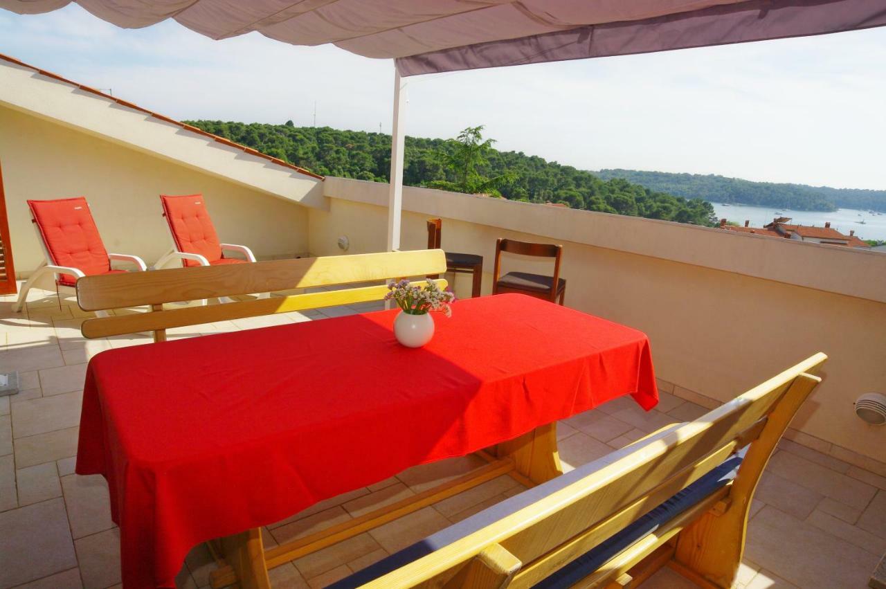 Apartments Cezar Vinkuran Εξωτερικό φωτογραφία
