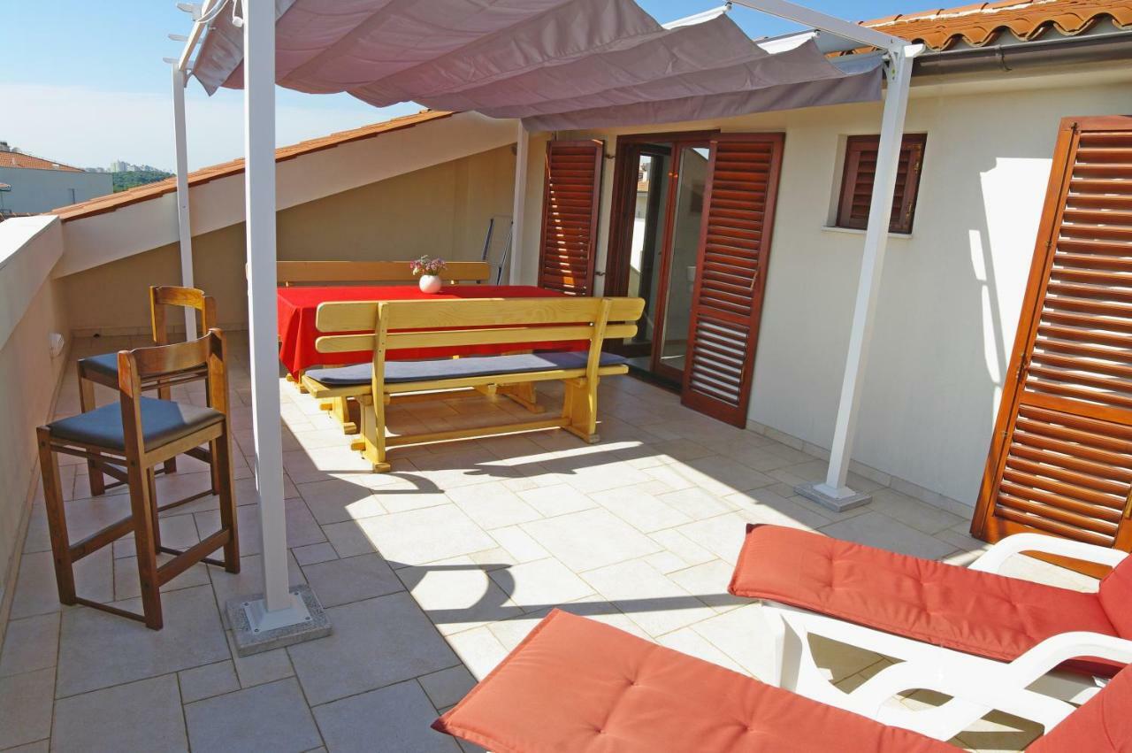 Apartments Cezar Vinkuran Εξωτερικό φωτογραφία