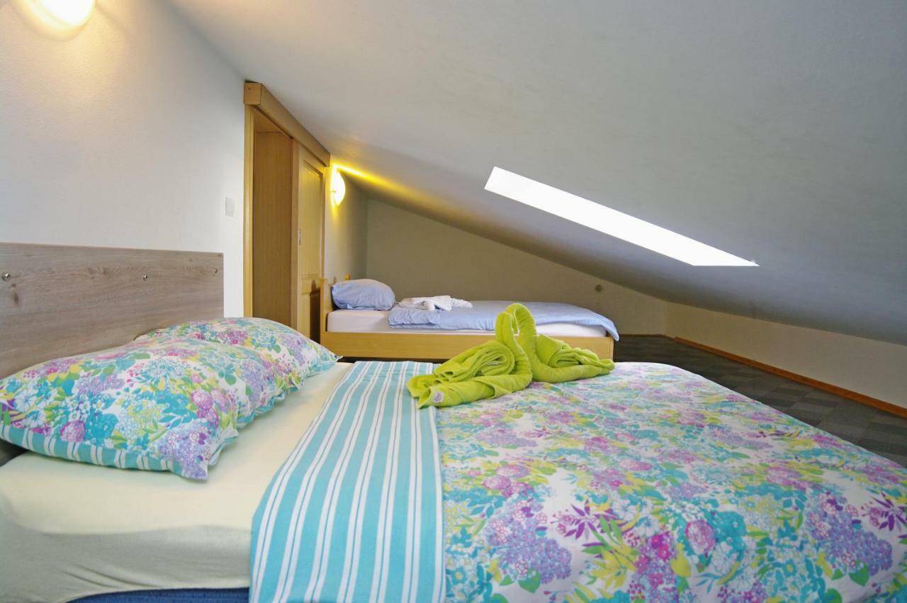 Apartments Cezar Vinkuran Εξωτερικό φωτογραφία