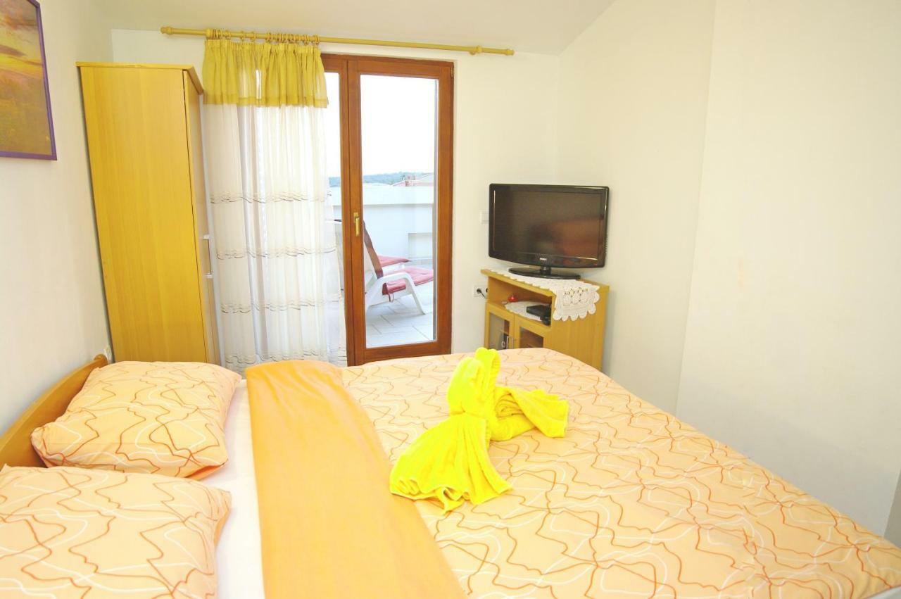 Apartments Cezar Vinkuran Εξωτερικό φωτογραφία