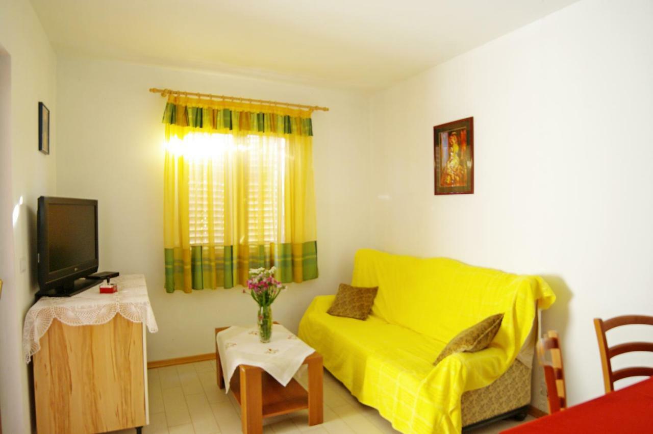 Apartments Cezar Vinkuran Εξωτερικό φωτογραφία